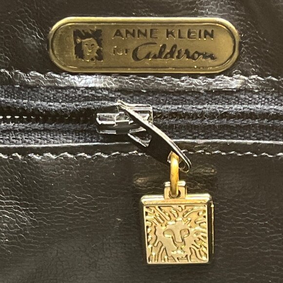 Anne Klein For Calderon Grey Leather With Drawstring Detail Crossbody Bag Sz S - Picture 6 of 9